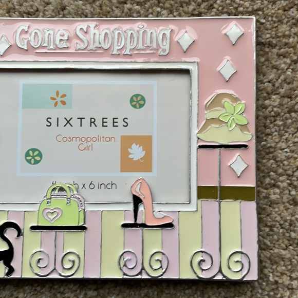 Sixtrees Cosmopolitan Girl 4x6 picture frame - Picture 4 of 7